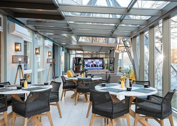 Leonardo Boutique South Hotel