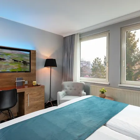 Hotel Leonardo Boutique South 4*