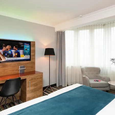 Leonardo Boutique South Hotel 4*