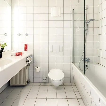 Leonardo Boutique South 4*