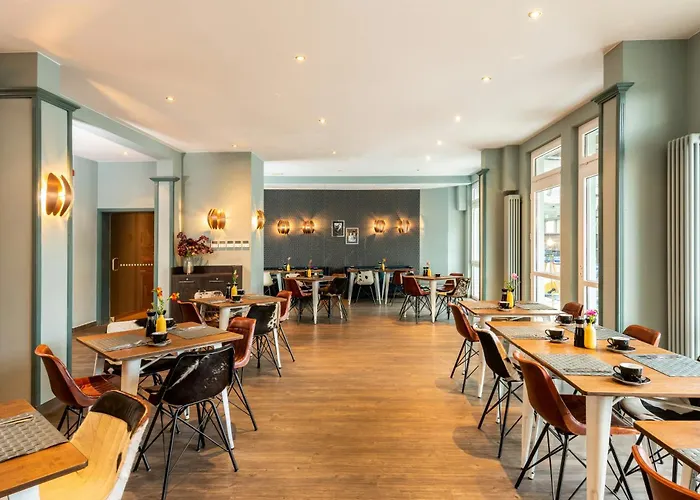 Leonardo Boutique South 4*